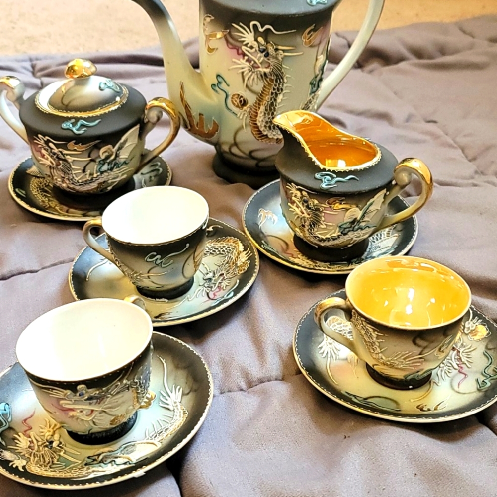 Dragonware vintage tea set